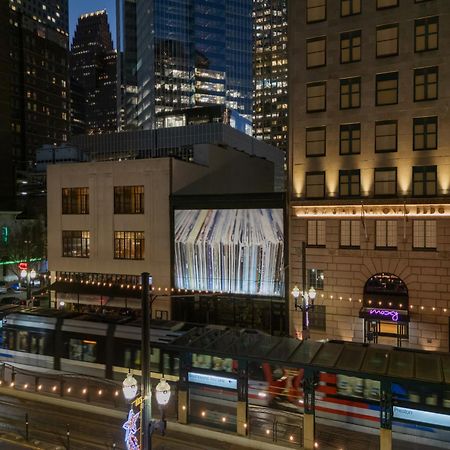 Moxy Houston Downtown Hotell Exteriör bild