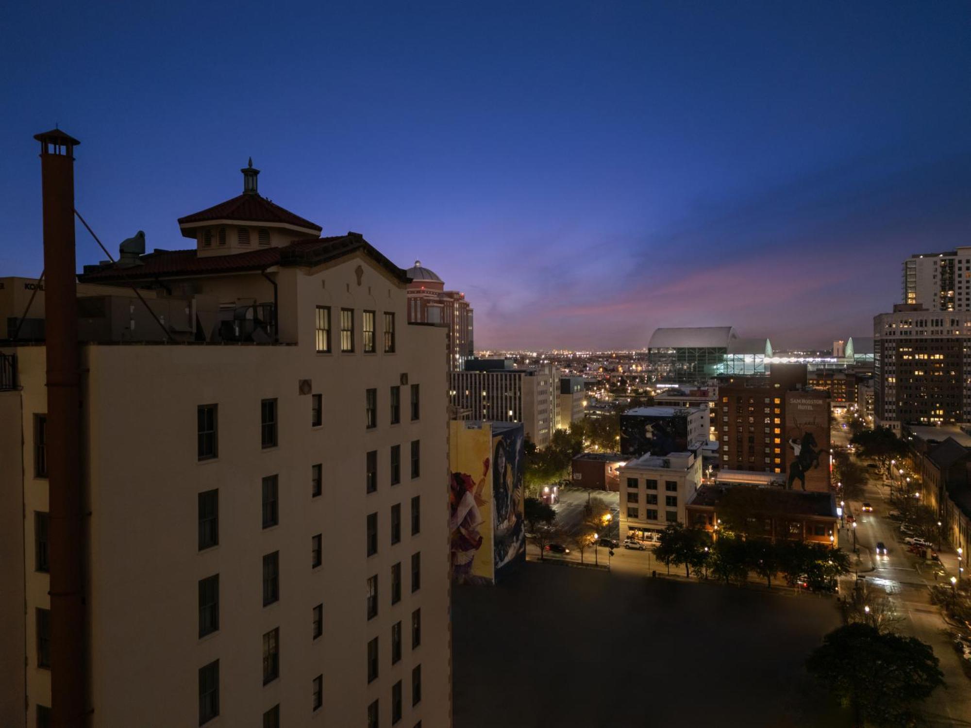 Moxy Houston Downtown Hotell Exteriör bild